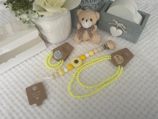 Reborn doll and child, bracelet, necklace, dummy clip & small teddy gift box