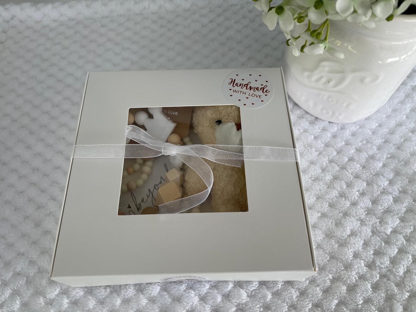 Reborn doll and child, bracelet, necklace, dummy clip & small teddy gift box